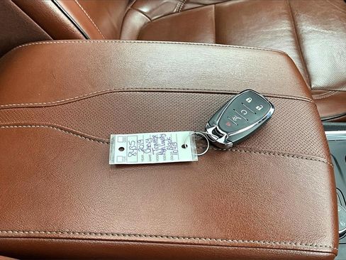 Used 2019 Chevrolet Traverse High Country image 35