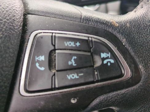 Used 2020 Ford EcoSport SES image 16