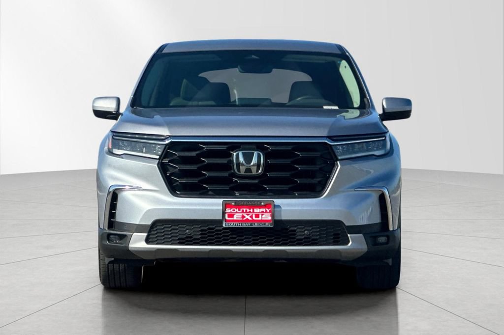 Used 2025 Honda Pilot EX-L image 9