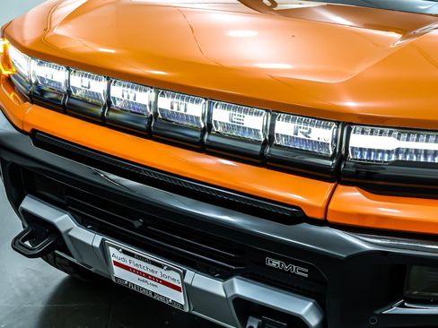 Used 2024 GMC Hummer EV 2X w/ Extreme Off-Road Package image 13