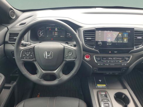 Certified 2024 Honda Passport TrailSport image 10