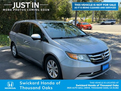 Used 2016 Honda Odyssey SE image 1