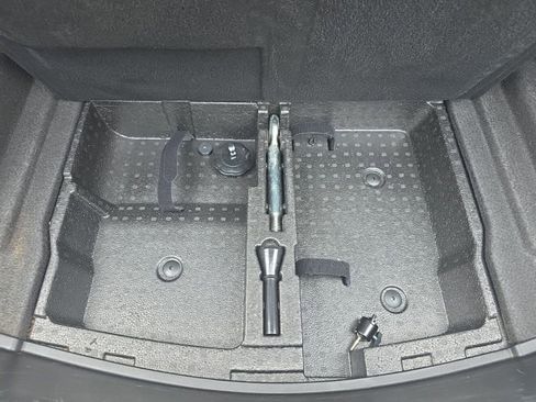 Used 2020 Cadillac CT4 V w/ Climate Package image 40