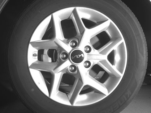 Used 2025 Kia Soul LX w/ LX Technology Package FWD image 12