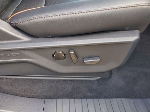 New 2026 Ford F350 Lariat w/ Black Appearance Package image 32