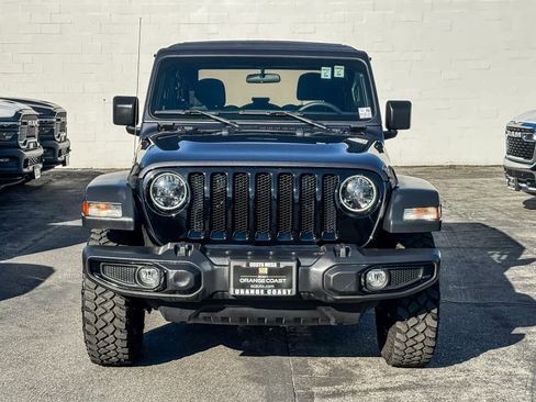 Used 2023 Jeep Wrangler Willys image 2