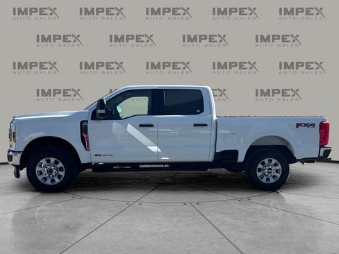 Used 2025 Ford F250 XLT w/ FX4 Off-Road Package AWD/4WD image 2