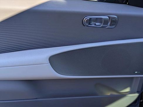 New 2025 Hyundai Ioniq 6 Limited image 16