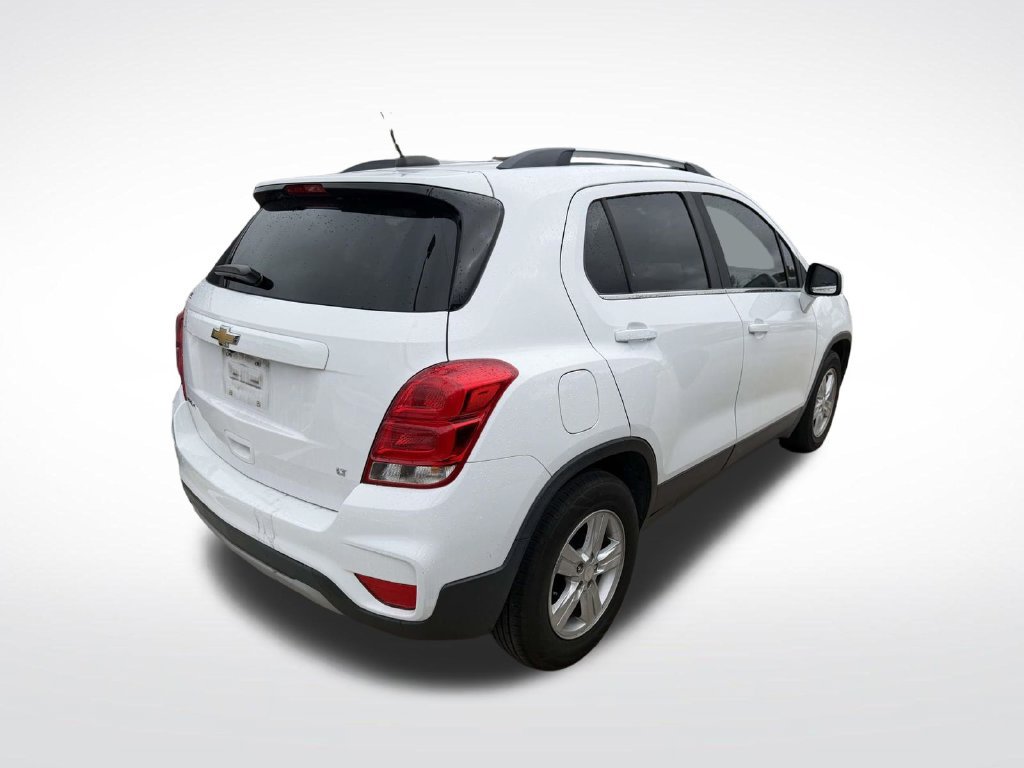 Used 2020 Chevrolet Trax LT FWD image 17