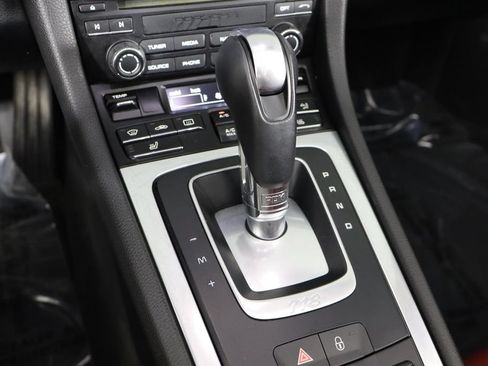 Used 2019 Porsche 718 Boxster RWD image 28