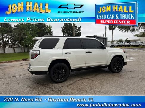 Used 2020 Toyota 4Runner Nightshade image 12