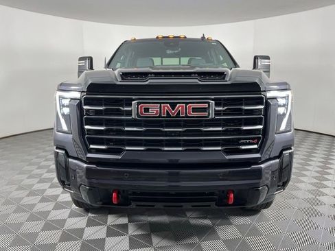 Used 2025 GMC Sierra 2500 AT4 w/ AT4 Premium Plus Package AWD/4WD image 7