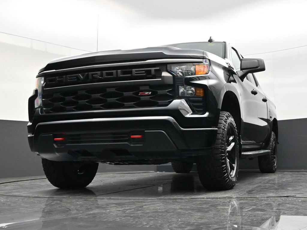 Used 2024 Chevrolet Silverado 1500 Custom Trail Boss AWD/4WD image 24