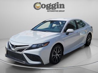 Used 2024 Toyota Camry SE FWD video 1