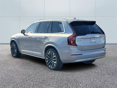 Certified 2025 Volvo XC90 B5 Plus image 6