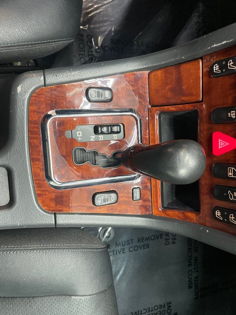 Used 2004 Mercedes-Benz SLK 320 image 30