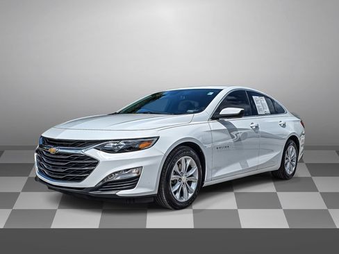 Used 2025 Chevrolet Malibu LT FWD image 3