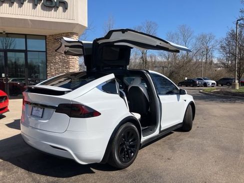 Used 2020 Tesla Model X Performance image 21
