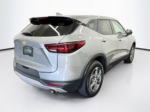 Used 2026 Chevrolet Blazer LT FWD image 9