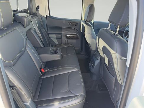 New 2025 Ford Maverick Lobo image 34