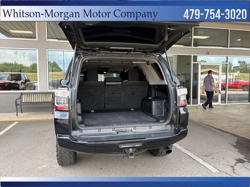 Used 2023 Toyota 4Runner SR5 AWD/4WD image 34