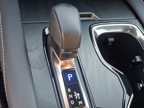 Used 2025 Lexus RX 350 Premium w/ Accessory Package image 16