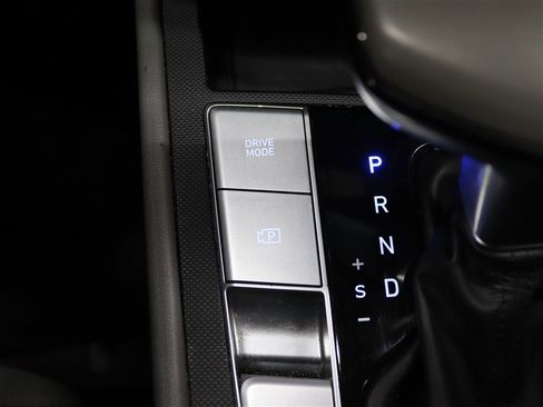 Used 2021 Hyundai Elantra SEL w/ Convenience Package image 23