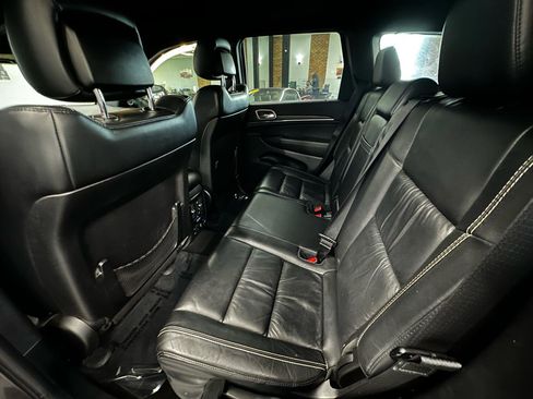 Used 2015 Jeep Grand Cherokee Limited w/ Trailer Tow Group IV AWD/4WD image 12