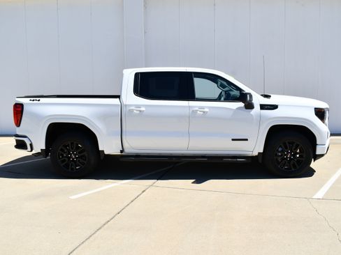New 2026 GMC Sierra 1500 Elevation w/ Preferred Package AWD/4WD image 7