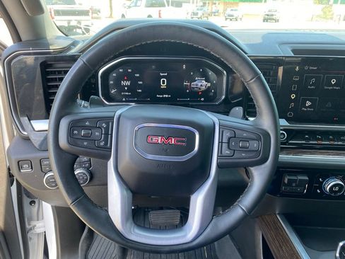 Used 2026 GMC Sierra 1500 Elevation w/ Elevation Premium Package AWD/4WD image 18