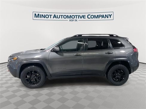 Certified 2019 Jeep Cherokee Trailhawk image 5