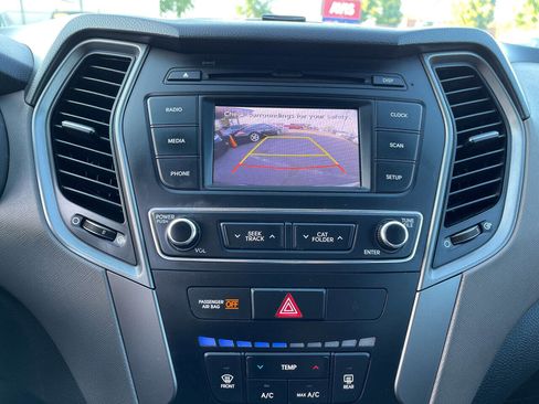 Used 2017 Hyundai Santa Fe Sport image 18