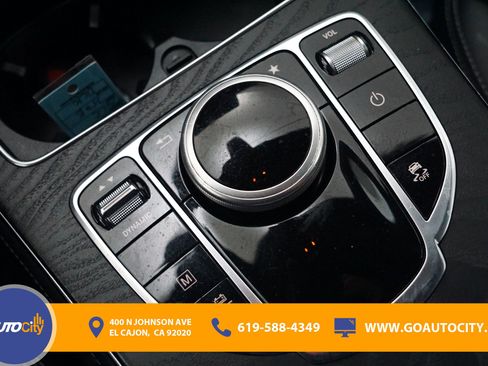 Used 2019 Mercedes-Benz GLC 350e 4MATIC image 23