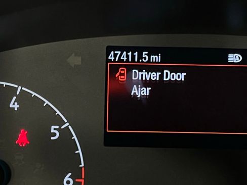 Used 2024 Ford Transit 350 XLT image 13