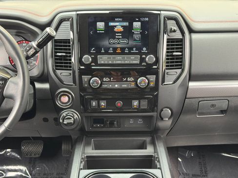 Used 2023 Nissan Titan PRO-4X AWD/4WD image 20