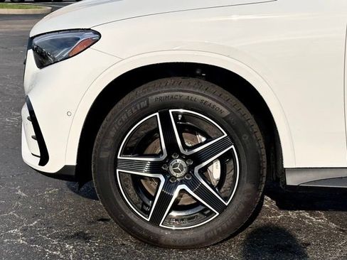 Certified 2025 Mercedes-Benz GLC 300 4MATIC image 8