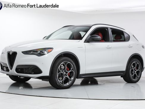New 2026 Alfa Romeo Stelvio Sprint w/ Convenience Package AWD/4WD image 1