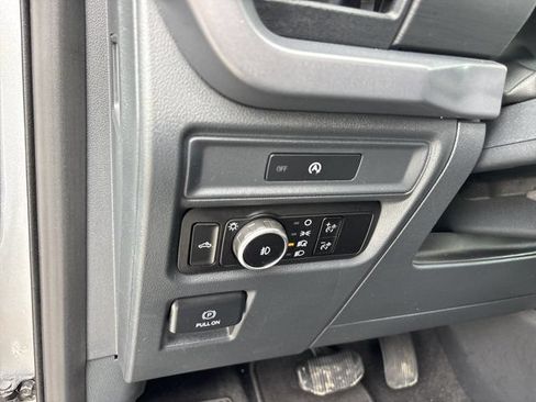 Used 2025 Ford F150 XLT w/ Equipment Group 301A Standard AWD/4WD image 18