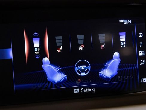 Used 2019 Lexus LS 500 image 18