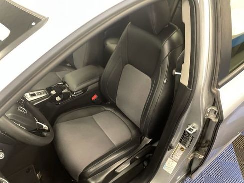 Certified 2018 Honda Clarity Plug-In Hybrid image 11