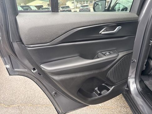 New 2025 Jeep Grand Cherokee 4WD image 23