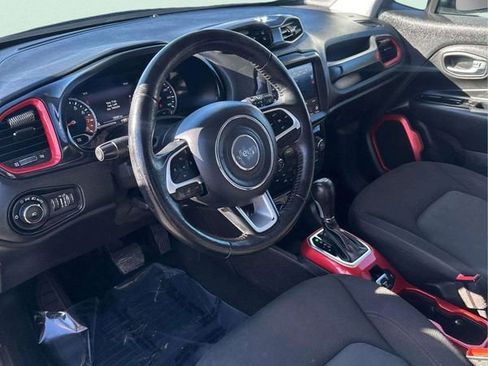 Used 2021 Jeep Renegade Trailhawk image 21