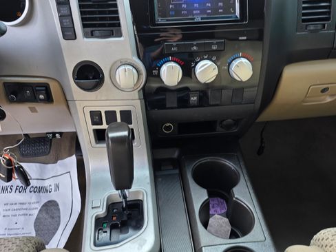 Used 2009 Toyota Tundra Crew Max Limited 5.7L image 17