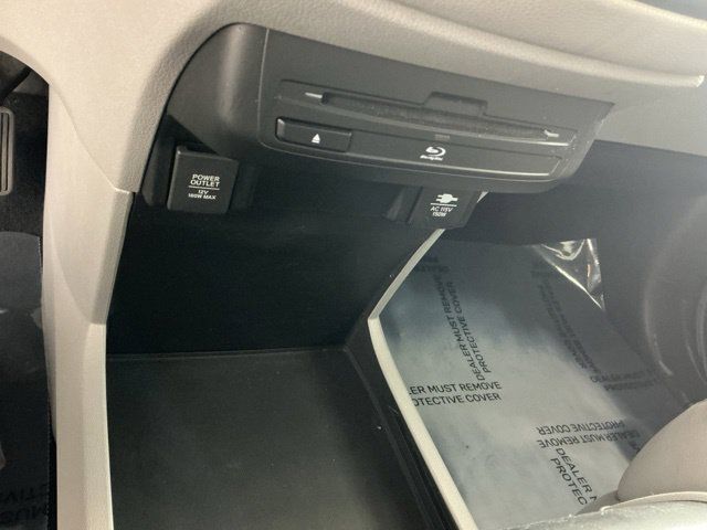 Used 2018 Honda Odyssey Touring image 29