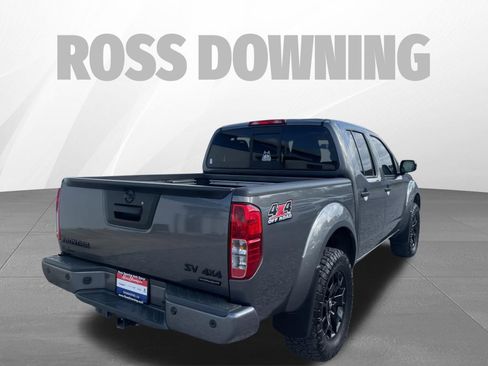 Used 2021 Nissan Frontier SV w/ Midnight Edition Floor Mats image 4