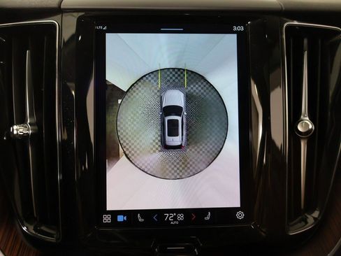Used 2024 Volvo XC60 B5 Plus image 52