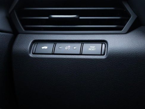 New 2025 Nissan Altima 2.5 SV image 18