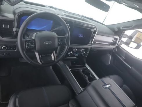 Used 2026 Ford F250 Platinum AWD/4WD image 18
