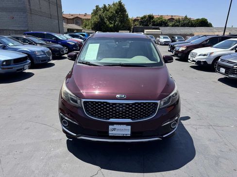 Used 2017 Kia Sedona SX Limited FWD image 11