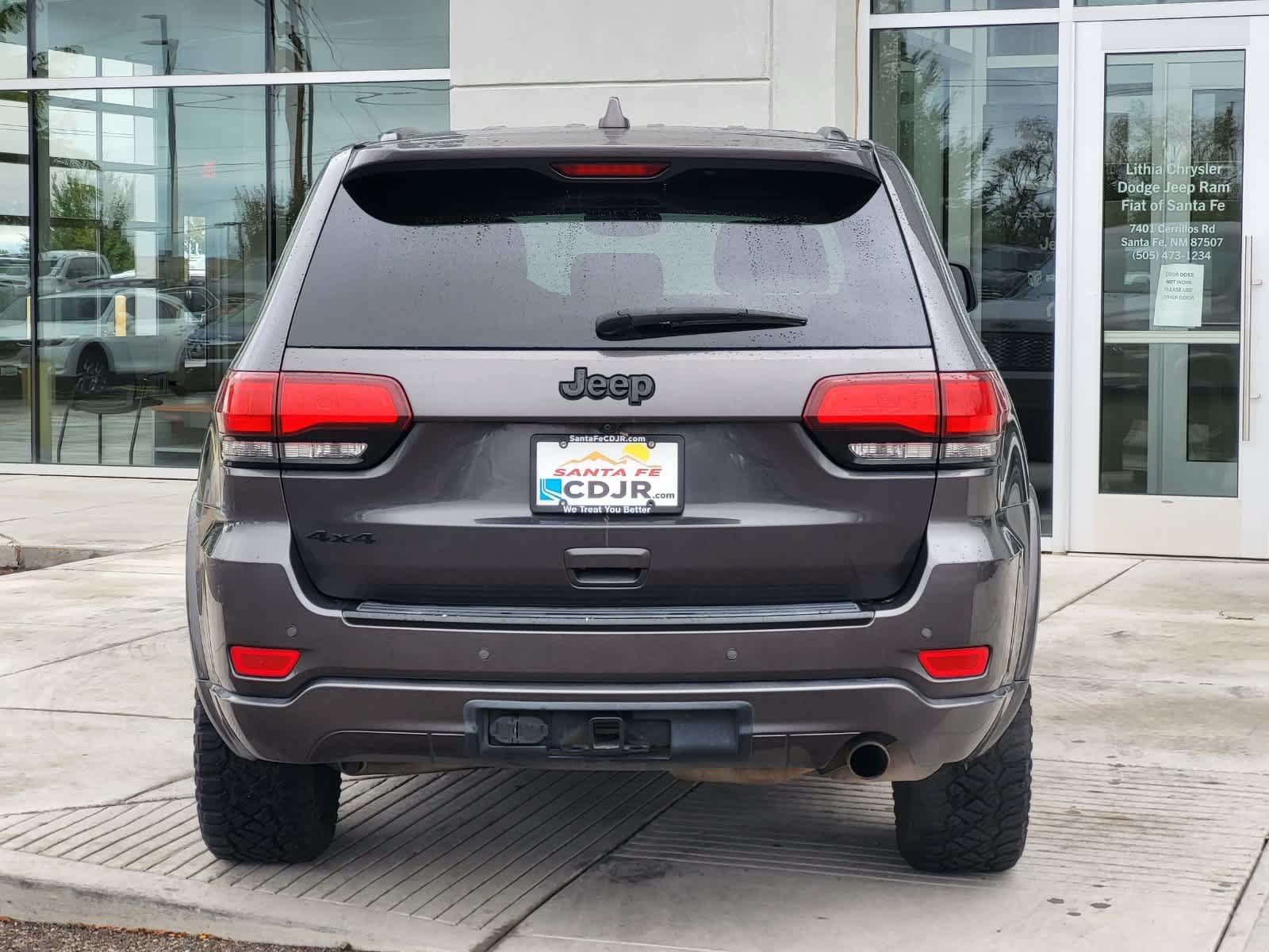 Used 2017 Jeep Grand Cherokee Altitude AWD/4WD image 6